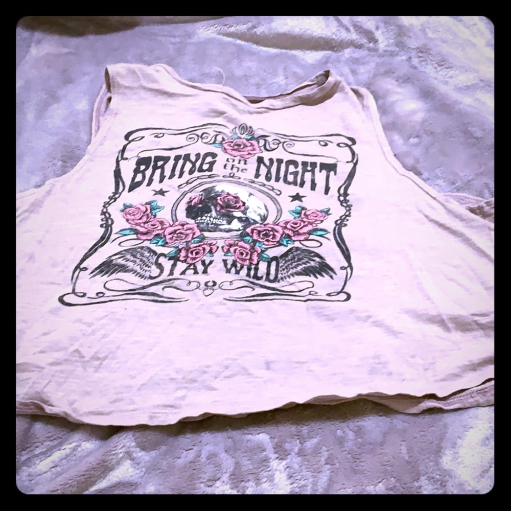 Tee shirt